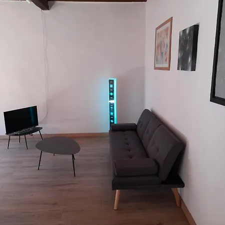 Le 3 Finestre Διαμέρισμα *